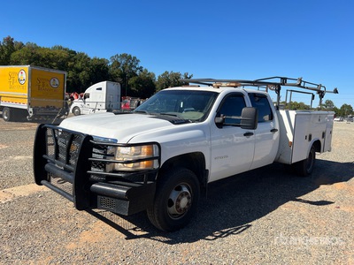 2012 Chevrolet Silverado 3500HD 4x4 Crew Cab Utility Truck