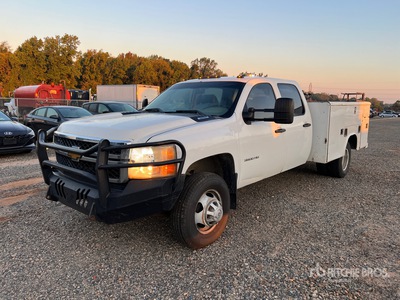 2012 Chevrolet Silverado 3500HD 4x4 Crew Cab Utility Truck