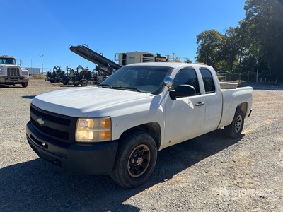 2011 Chevrolet Silverado 1500 4x4 Extended Cab Pickup
