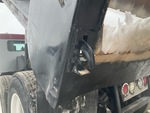Configuration with Tailgate Latch