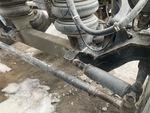Underbody with Non-Driven Drop Axle (1)