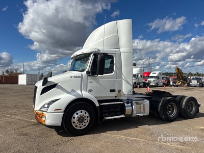 2020 Volvo VNR 6x4 Ciągnik siodłowy T/A z kabiną dzienną