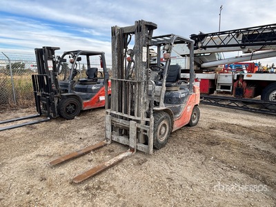 2008 Toyota 5000 3950 lb Pneumatic Tire Forklift (Inoperable)