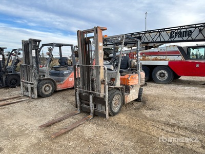 Toyota 5FG25 Pneumatic Tire Forklift (Inoperable)