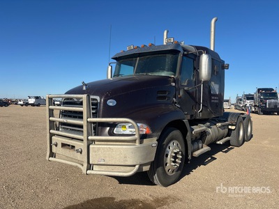 2014 Mack CXU613 6x4 Ciągnik siodłowy T/A z kabiną sypialną