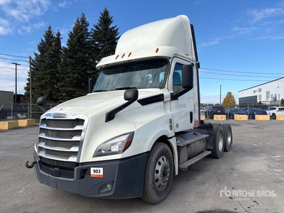 2019 Freightliner Cascadia 126 6x4 Day Cab Truck Tractor