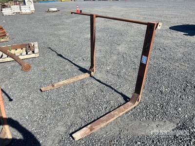 38.5 in Bucket Forks