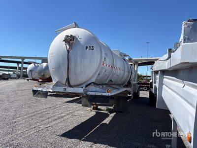 2011 Polar Tank 8400 gal T/A Tanker Trailer