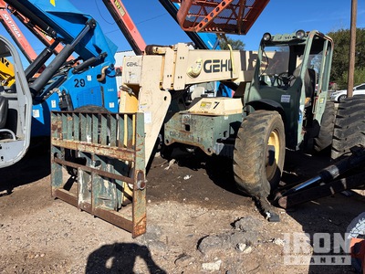 Gehl RS842 Telehandler