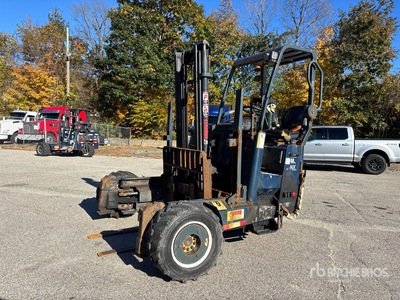 Moffett M5000 5000 lb 3x3 Carretilla Elevadora transportable