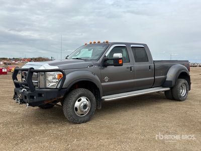 2013 Ford F-450 Lariat 4x4 Crew Cab Pickup