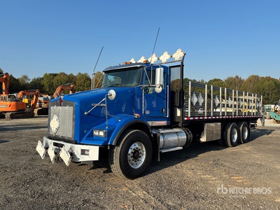 2018 Kenworth T800 Flatbed Truck