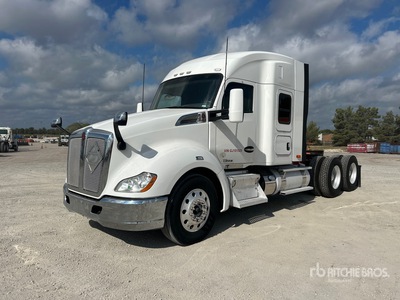 2016 Kenworth T680 6x4 T/A Sleeper Truck Tractor