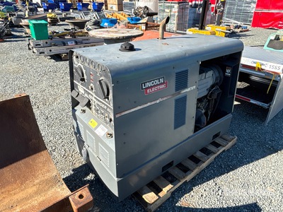 Lincoln Commander 300 300 A Skid-Mounted Soldadora motorizada