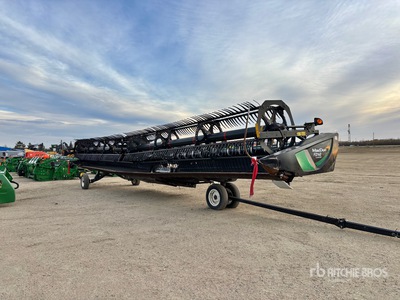 2018 MacDon FD140 40 ft Flex Draper Combine Header