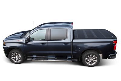 Leer HF650M Quad-Folding Tonneau Cover (Unused)