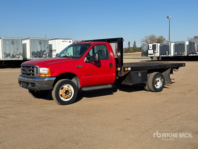 2000 Ford F-450 XL 4x2 Flatbed Truck