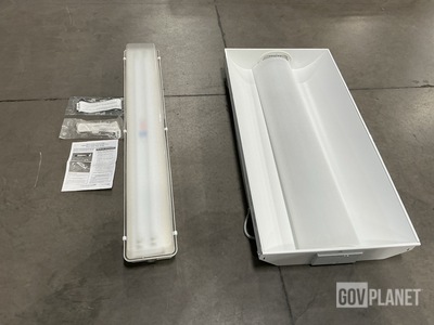 (10) Assorted Lighting Fixtures