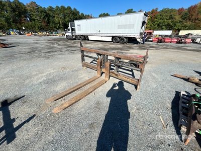 JRB 72 in General Purpose Wheel Loader Forks