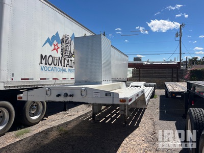 2001 HMDE 42 ft T/A Step Deck Trailer