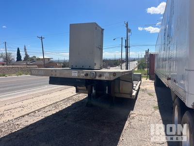 2005 Manac 13244801 44 ft Glass Trailer