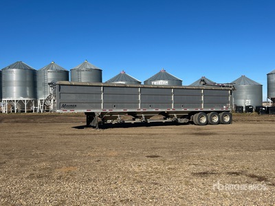 2019 Maurer Manufacturing 48 ft Tri/A Grain Trailer
