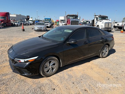 2025 Hyundai Elantra Auto