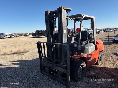 2004 Toyota 7FGU35 6500 lb Cushion Tire Carretilla Elevadora