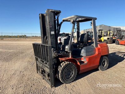 2004 Toyota 7FGU35 6500 lb Cushion Tire Forklift