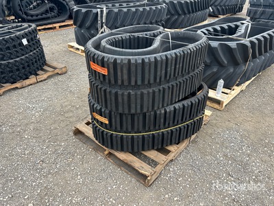 Quantity of (2) 450 mm x 86 mm X 59 mm Rubber Tracks (Unused)