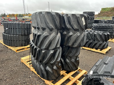 Quantity of (2) 762 mm x 152.4 mm X 42 mm 28" Rubber Tracks (Unused) - Fits Combine 7130 7230 7240 7250 8230 8240 8250 9230 9240 9250 Case Quadrac 450 470 500 540 550 580 600 620 Case STX375 STX380 STX425 STX430 STX440 STX450 STX480 Case STX500 STX530 STX535 STX540 STX550 STX580 STX600 STX620 Steiger 380 385 420 435 470 485 500 530 535 540 550 580