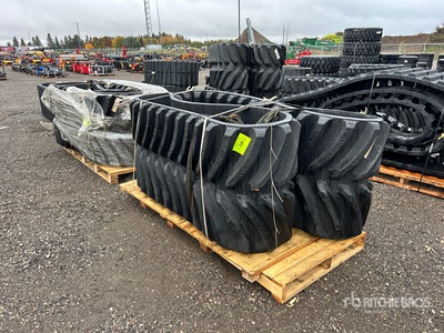 Quantity of (2) 915 mm x 152.4 mm x 57 mm 36" Rubber Tracks (Unused) - Fits Challenger 65 65B 65C 65D 65E 70C 75 75C 75D 75E 85C 85D 85E 95E