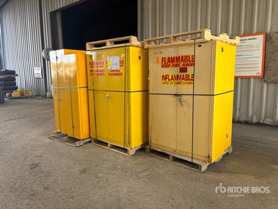 Quantity of Inflammables Storage Cabinet Divers