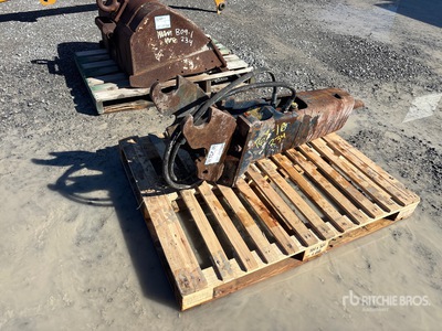 Bobcat HB880 57 in Hydraulic Breaker