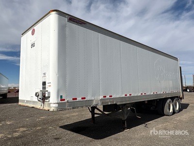 2010 Great Dane CLD01913-02099 32 ft T/A Semi-remorque fourgon
