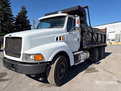 1998 Ford LT9522 6x4 T/A Dump Truck