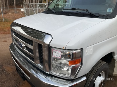 2019 Ford E-350 4x2 Ambulance