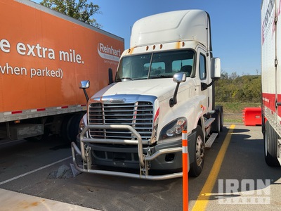 2018 Freightliner Cascadia 6x4 3-Achs Sattelzugmaschine (Inoperable)