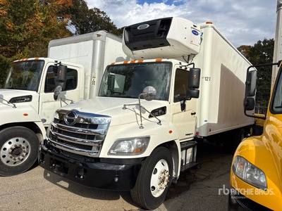 2014 Hino 338 4x2 Camions - frigorifiques (Inoperable)