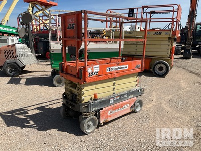 2017 JLG 1932R Electric Scissor Lift