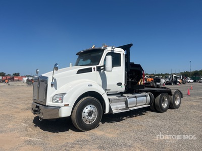 2020 Kenworth T880 6x4 Winch Truck