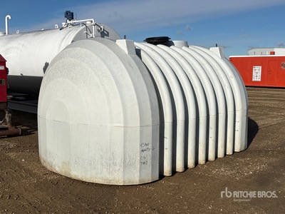 Freeform HD 2600 gal Poly Tank