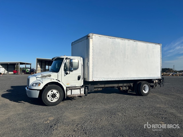 2015 Freightliner M2 106 4x2 Van Truck