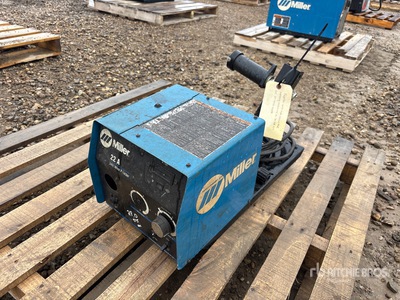 Miller Electric 24V Wire Feeder (Inoperable)