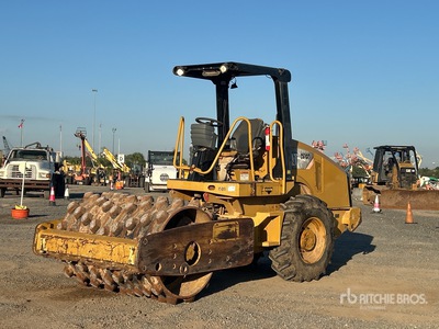 2013 Cat CP44 Padfoot Drum Compactor