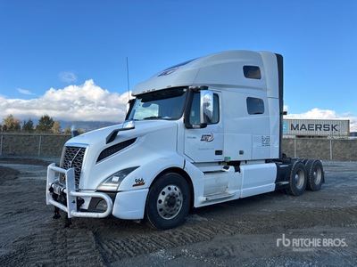 2020 Volvo VNL 6x4 Cabeza Tractora Cabina Dormitorio