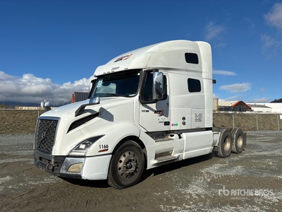 2020 Volvo VNL 6x4 Cabeza Tractora Cabina Dormitorio