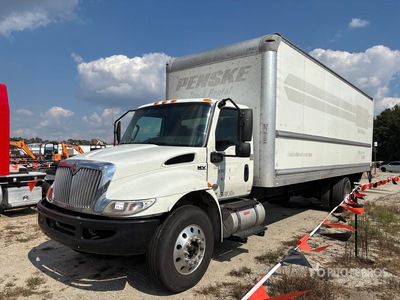 2020 International MV607 Van Truck