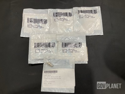 (6) Automatic Connector RF3721-825S Electrical Plug Connectors