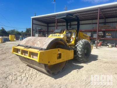2018 Sakai SV5447T Compactador Pata de Cabra